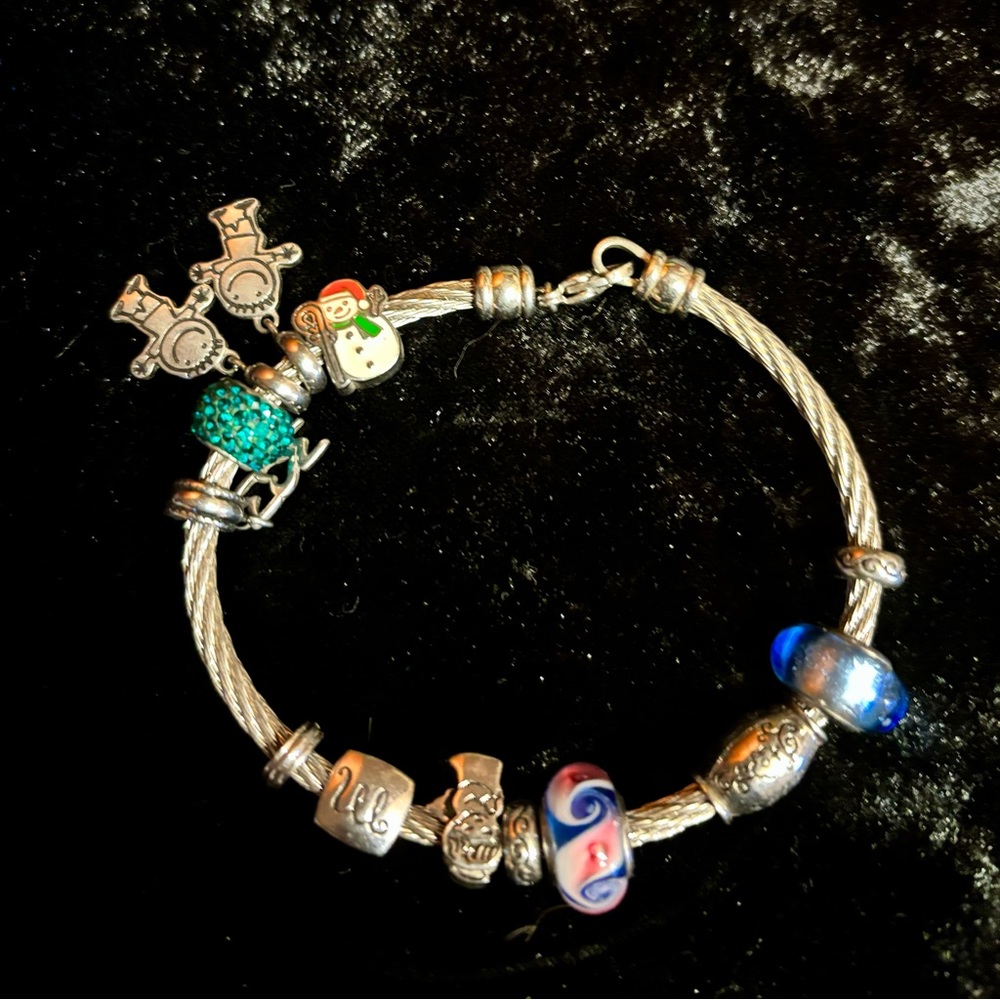 Hallmark Charm Bracelet with Charms.